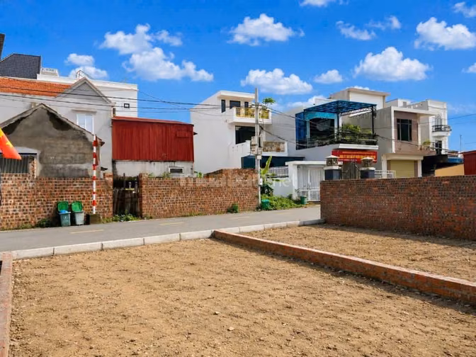 105M² MẶT TIỀN HƠN 10M – VỪA Ở VỪA KINH DOANH – MẶT ĐƯỜNG CHIM TRỜI 