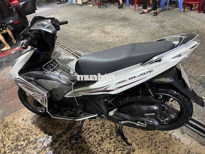 Honda Air Blade 125i 2014 Trắng bạc