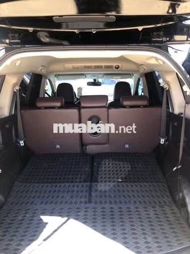 Mitsubishi Xpander Cross 7 chỗ Đen Thể thao