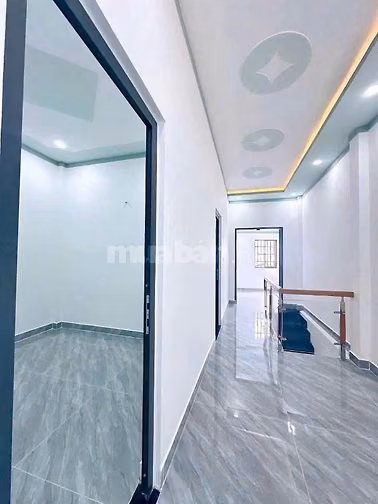 Bán nhanh căn nhà mới cách nhựa 200m hẻm oto Xuân Thới Thượng Hóc Môn