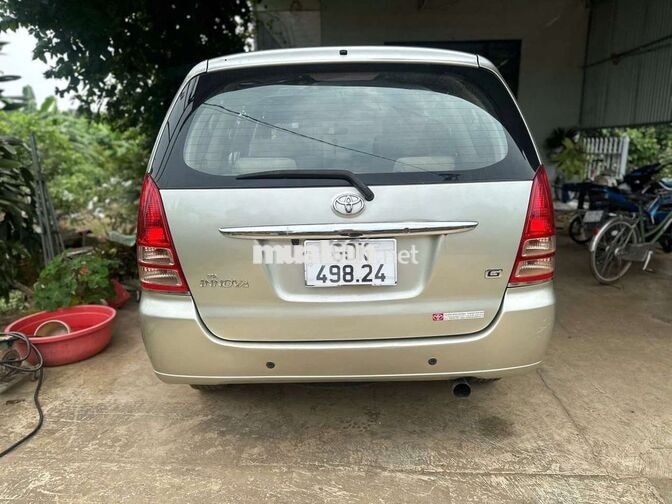 Toyota Innova 2006 Bạc