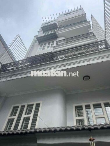 Nhà mặt tiền, xe hơi đậu, Tân Bình