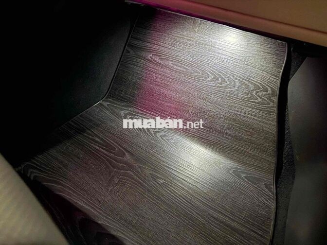 VinFast VF 9 Plus 2023 Trắng xe chính chủ như mới