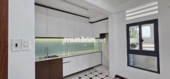Cho thuê căn hộ chung cư Tân Vĩnh 93m2 gồm ban công