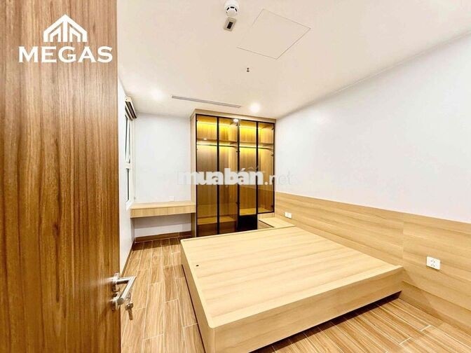 🔥 Hot bỏng tay – căn hộ 1N1K cực phẩm tại Lạc Long Quân – ô tô đỗ cửa