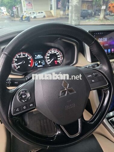 Mitsubishi Xpander Bạc Tự động