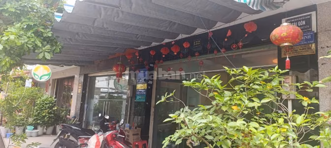 cho thuê mặt bằng làm văn phòng  bán cafe, bán chè, hoặc ở