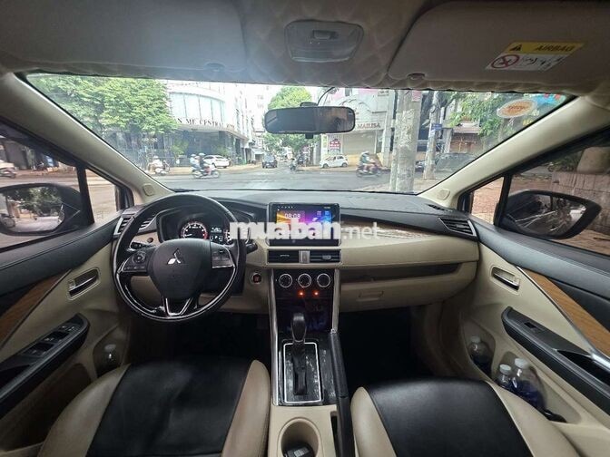 Mitsubishi Xpander Bạc Tự động