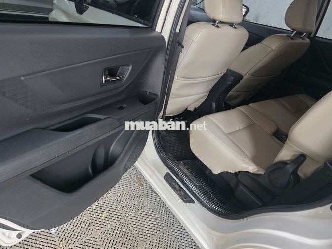 Toyota Avanza Trắng Tự động 2022