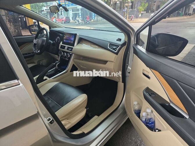 Mitsubishi Xpander Bạc Tự động