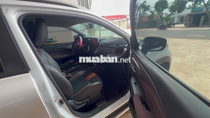 Suzuki Fronx GLX + AT 2025 Trắng 11000km
