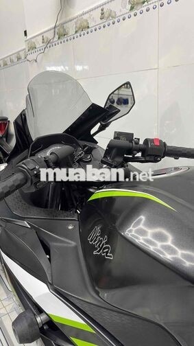 Kawasaki Ninja 300 53000 km Đen, Xanh lá