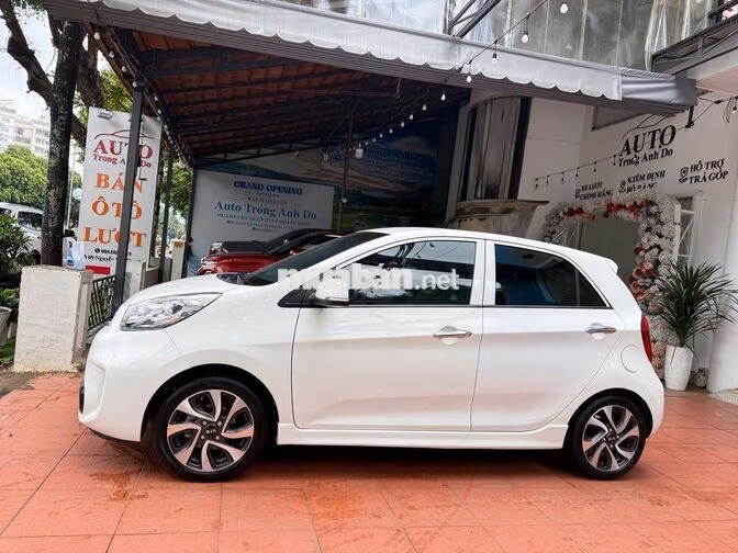 Kia Morning Si 2017 Tự động Trắng 90000 km
