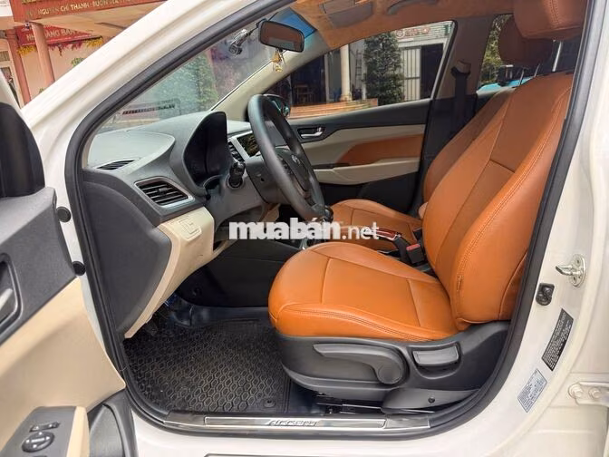 Hyundai Accent 2022 Số sàn Trắng