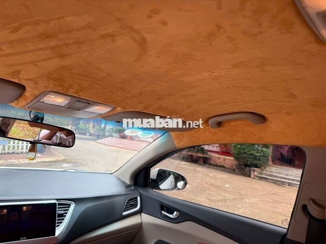 Hyundai Accent 2022 Số sàn Trắng