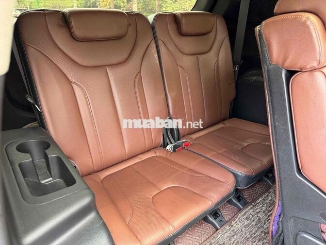 Hyundai Santafe 2022 Dầu Đen SUV