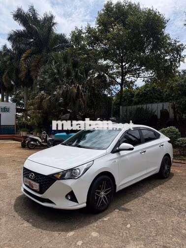 Hyundai Accent 2022 Số sàn Trắng