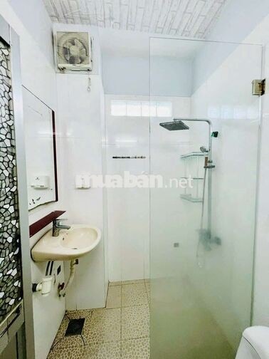 Cho thuê nguyên căn nhỏ gọn, 4pn, 3máy lạnh, Phạm Văn Chiêu P14 gò vấp
