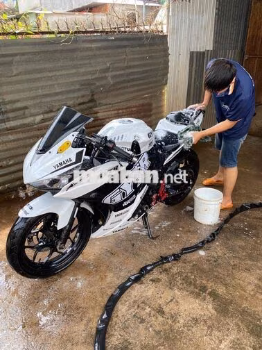 Yamaha R25