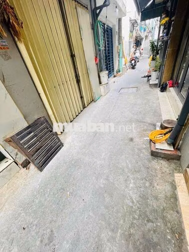 cho thuê nhà nguyên căn đường quốc lộ 50 , xã phong phú