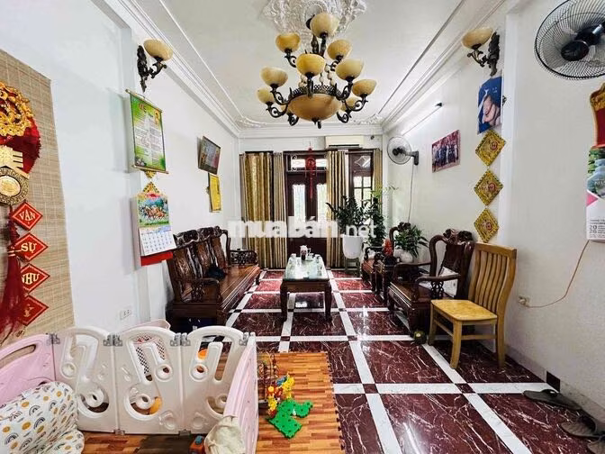 Bán nhà mặt tiền đường Phú Diễn cạnh Đại học Tài nguyên Môi trường