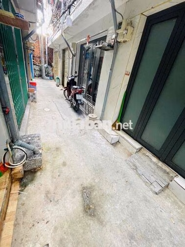 cho thuê nhà nguyên căn đường quốc lộ 50 , xã phong phú