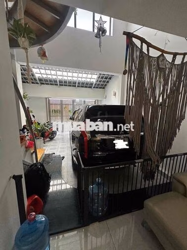 Bán nhà hẻm xe tải Nguyễn Bặc chợ Phạm Văn Hai