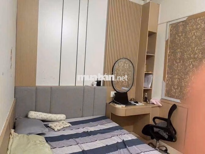 Cho thuê nhà Lầu Trệt gần ngã tư Chiêu liêu Dĩ An