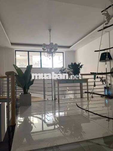 Bán nhà hẻm xe tải Nguyễn Bặc chợ Phạm Văn Hai
