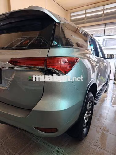 Toyota Fortuner 2018 Dầu Tự động Bạc