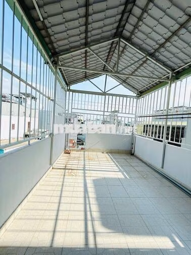 Dương Bá Trạc.(4m x 15m).nở hậu 4,1m.cách MT 100m.