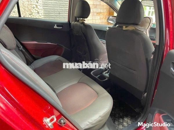 Hyundai Grand i10 1.2 AT 2018 Tự động Đỏ