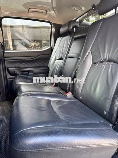 Ford Ranger XLS 2022 Số tự động