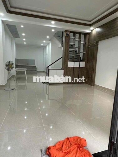 Cho Thuê Nhà DT 5x20 1Trệt 2Lầu 4Pn 5Wc Sân Ôtô Sát Chung Cư Picity