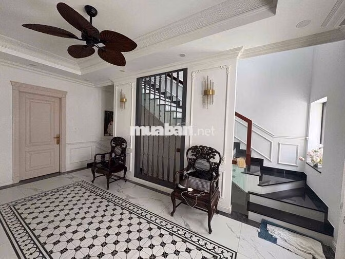 THUÊ NHÀ NGUYÊN CĂN FULL NỘI THẤT LAVILLA GREENCITY