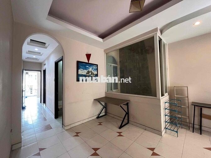 CHO THUÊ CĂN HỘ 2PN-1WC - KHU VIP TÂN ĐỊNH - 0 NỘI THẤT - TỰ DO DECOR