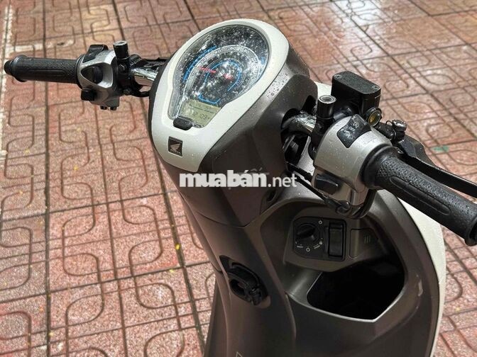 Honda Scoopy Smartkey 2024 Trắng 29C1 Lướt