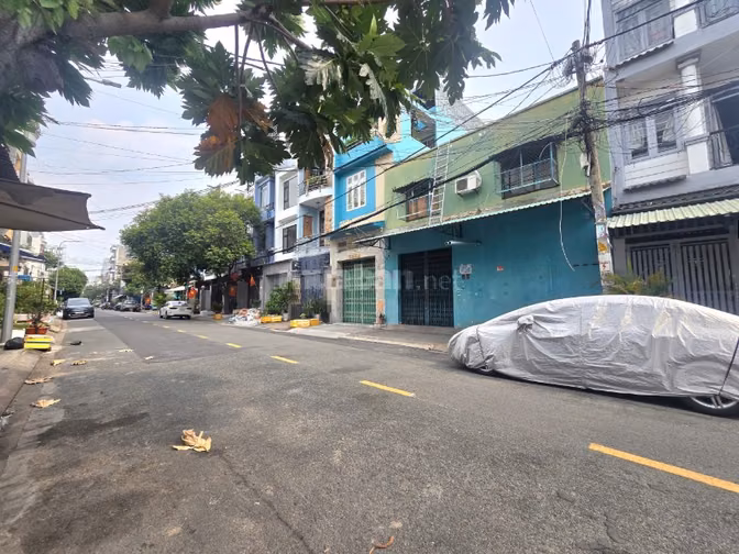 Cho thuê nhà MT Lê Vĩnh Hoà,tân Phú. Dt 8x18, trêt+gác- trống suốt