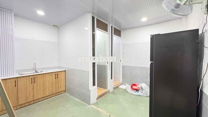 CHO THUÊ CĂN HỘ MINI 2PN-2WC 55m2 NGAY BẾN THÀNH, Q1. FULL NT MỚI 100%