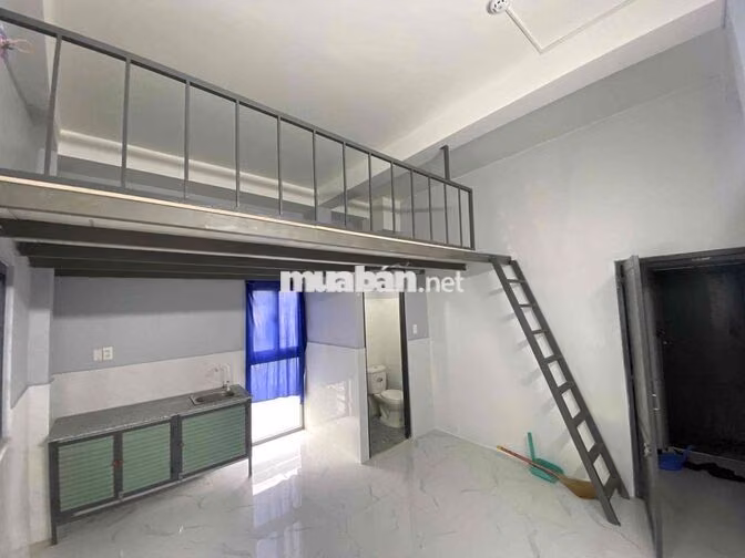 (Chính chủ) CHDV có gác 3 cửa sổ tháng mát ngay Lê Văn Thọ CV Làng Hoa