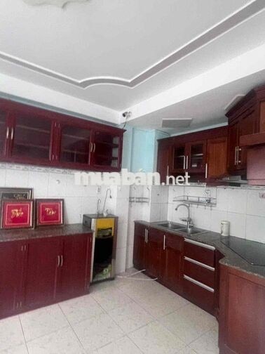NHÀ HẺM PHAN HUY ÍCH TRỆT 2 LẦU SÂN THƯỢNG - 3 PHÒNG NGỦ GIÁ 11TR