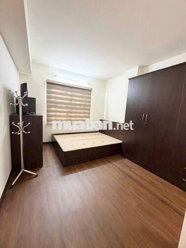 Bán chung cư Bàu Cát 2 75m² 2PN 2WC view Đông thoáng mát - Nhà y hình