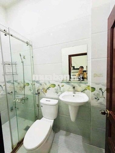 CHO THUE NHA 4 PHONG -HẺM 39/ AN DƯƠNG VƯƠNG-P16-QUẬN 8