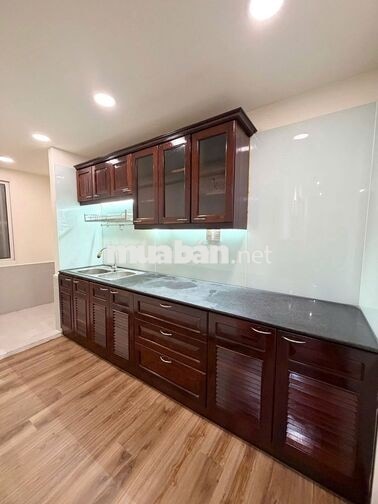 Bán chung cư Bàu Cát 2 75m² 2PN 2WC view Đông thoáng mát - Nhà y hình