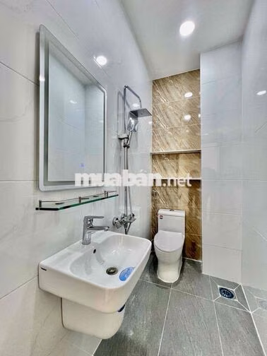 Nhà Bình Tân ( 4m x 15m ) Nhà Mới, Giáp Ngã Tư Bốn Xa