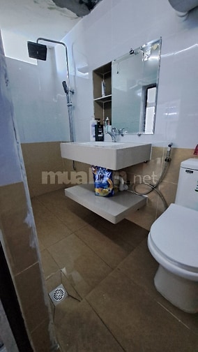 Cho thuê nhà mặt ngõ ô tô tại Đường Giáp Bát Tương Mai.