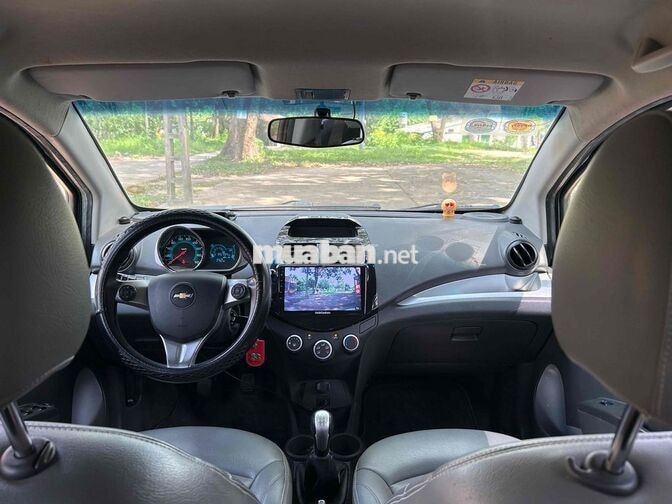 Chevrolet Spark LT 2018 Số sàn Trắng