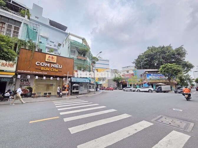 ⛩6mx18m⛩ Mặt tiền số 62 Hồ Hảo Hớn, p.Cầu Ông Lãnh, Q.1❌Ngã tư Cô Bắc!