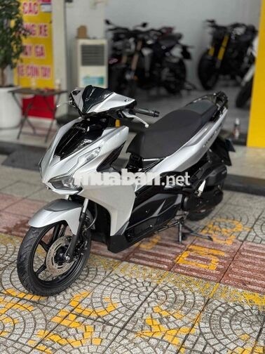 Honda Air Blade 2020 bạc Porsche