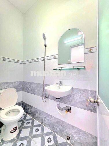 1 tỷ 390tr,  nhà xây mới , gần quận 7 Huỳnh Tấn Phát